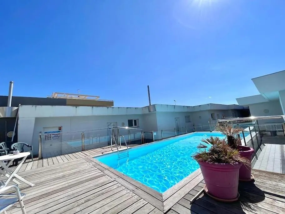 Parking + Piscine, Tout Confort, Proche Aeroport & Mer Saint-Laurent-du-Var 0*,
